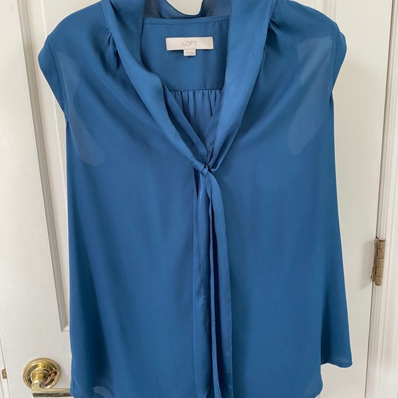 Maternity Bundle-Slacks/Shirts-Loft/Gap - Picture 3 of 6